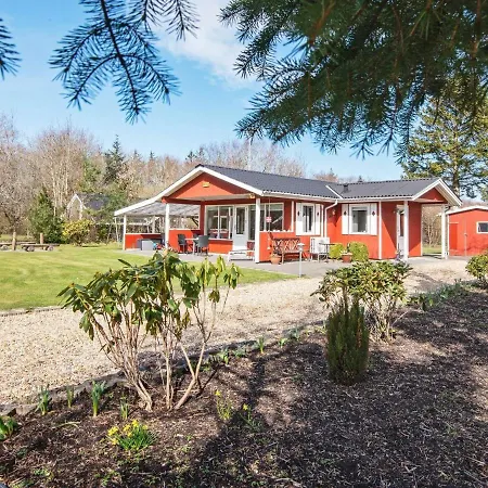 6 Person Holiday In Hemmet *